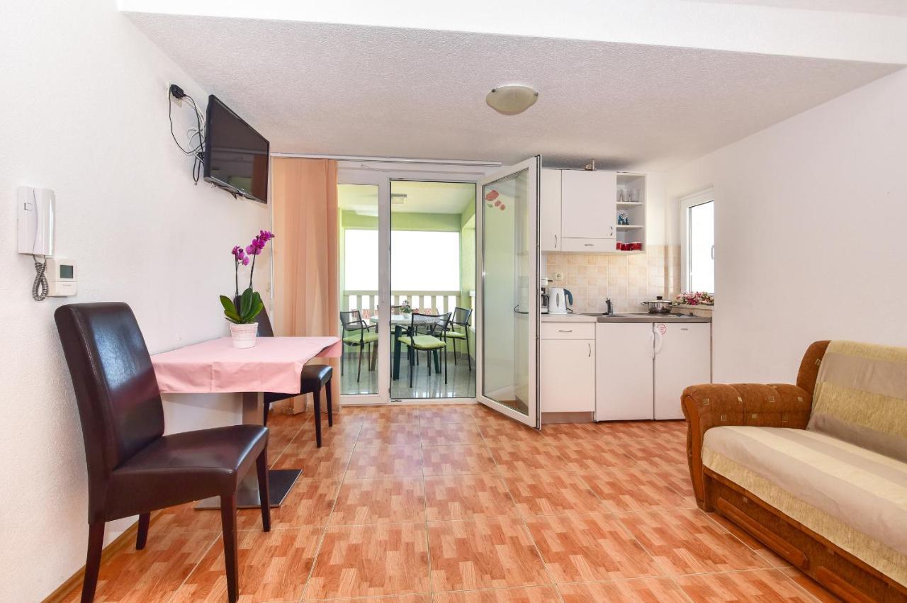 Apartmani Roso Makarska Exteriör bild