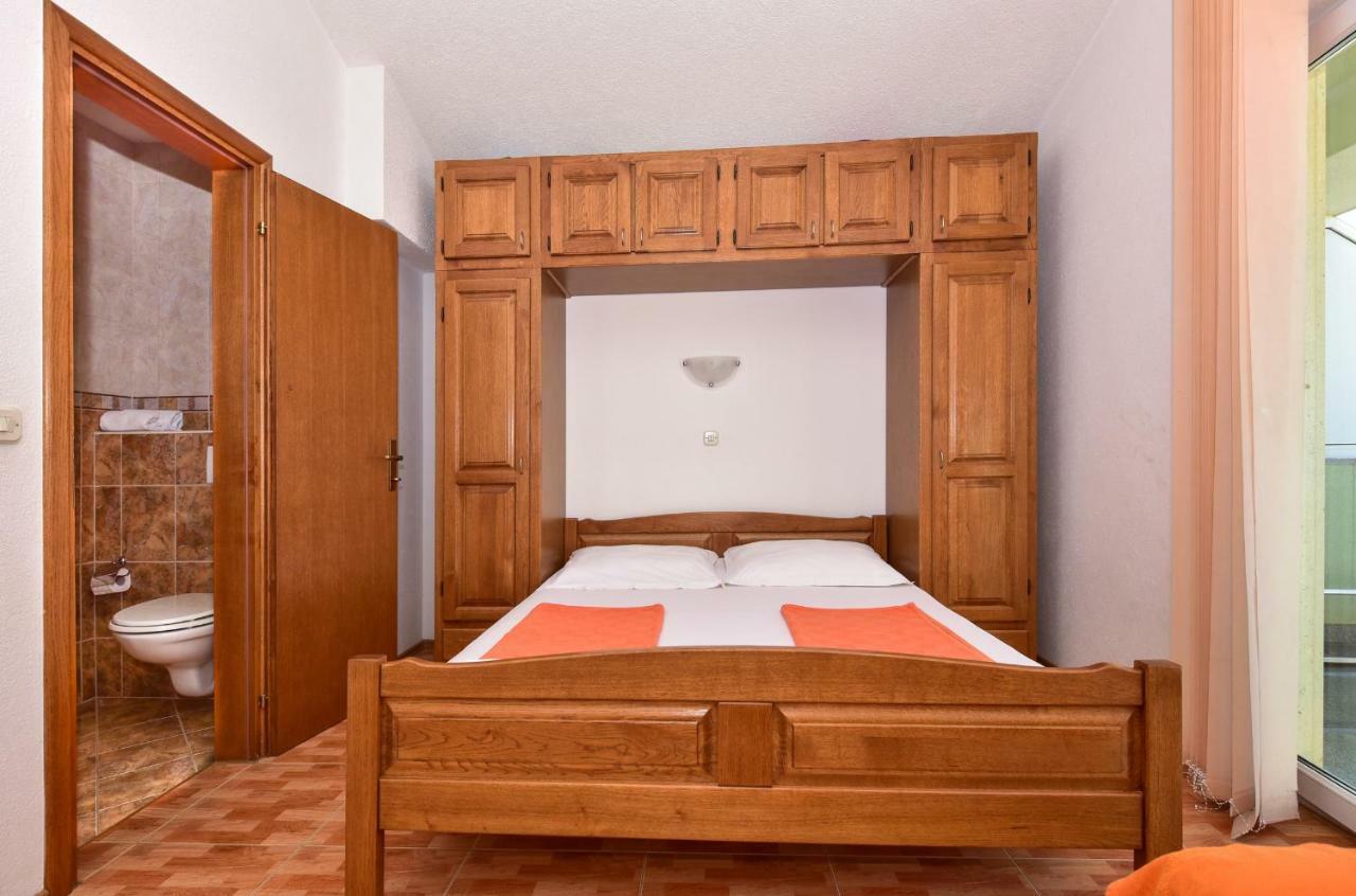 Apartmani Roso Makarska Exteriör bild