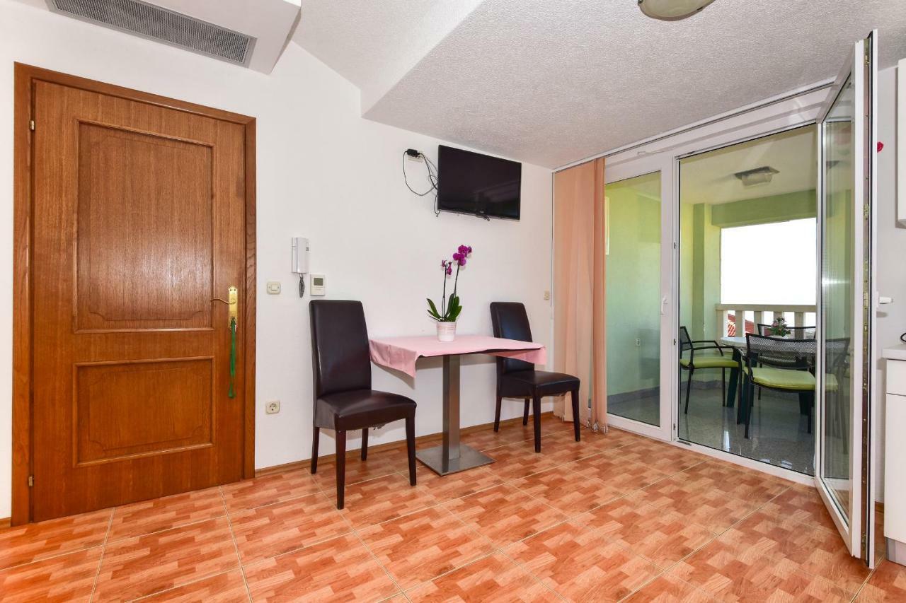Apartmani Roso Makarska Exteriör bild